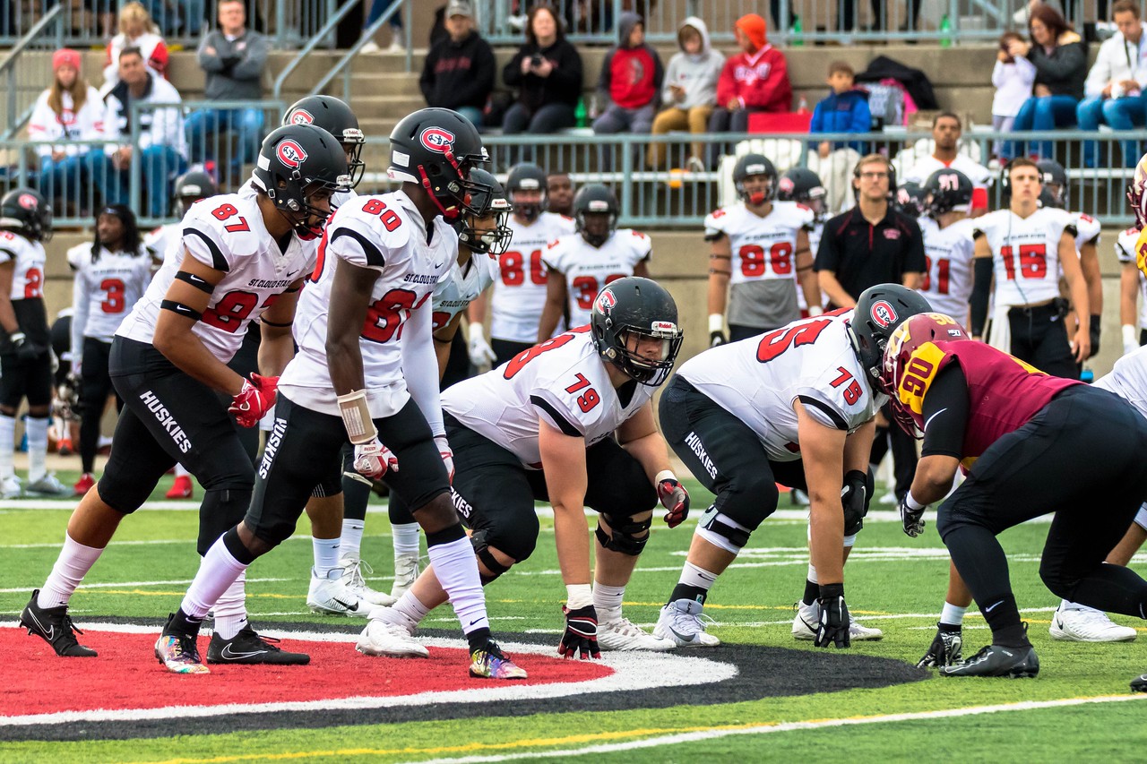 St Cloud State Football Stunned On Homecoming Kvsc 881 Fm